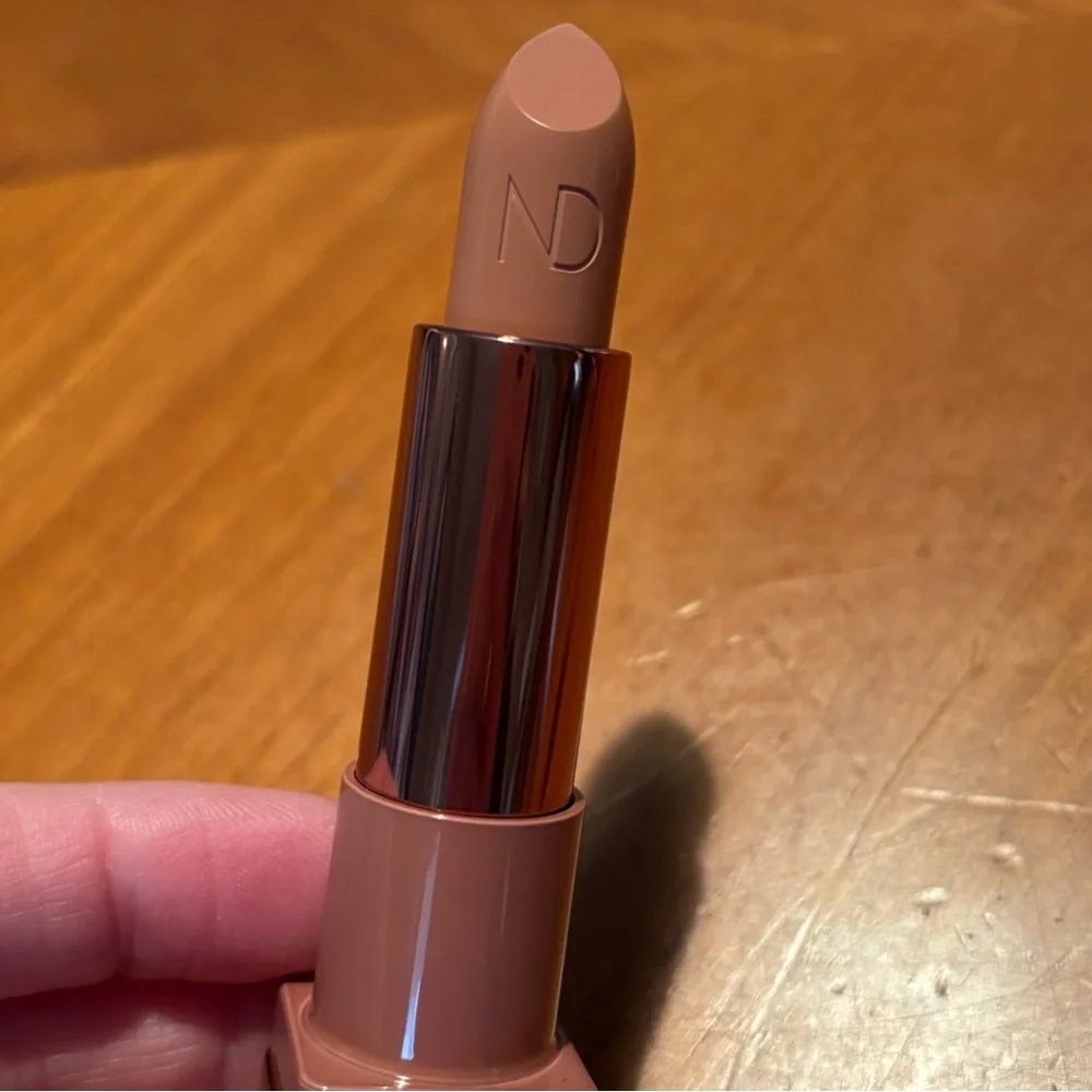 Natasha Denona I Need a Nude Lipstick